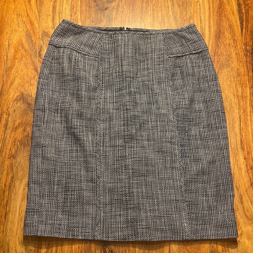 Banana Republic Tweed Blue White Skirt Lined Back Slit 0